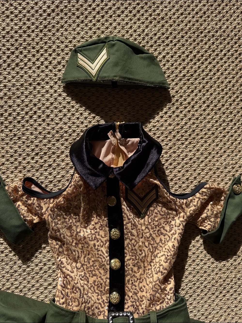 Kids Olive Green and Tan Military-Inspired Costume Dress size intermediate child - Picture 2 of 15